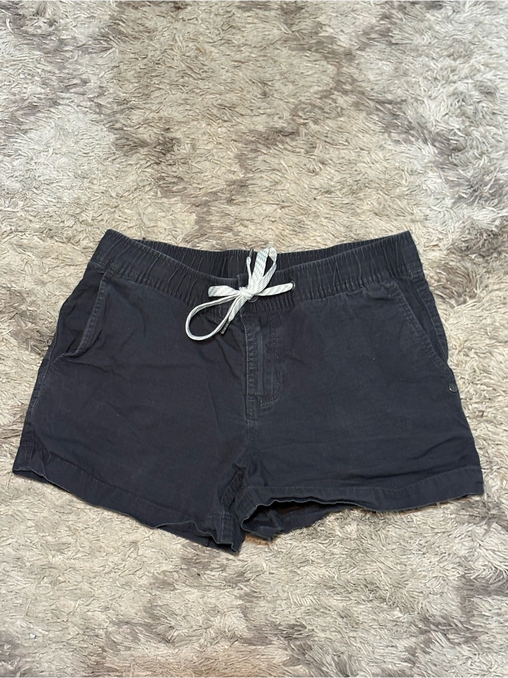 Vuori Women's Ripstop Shorts Charcoal Gray Style VW364 Size Xsmall EUC
